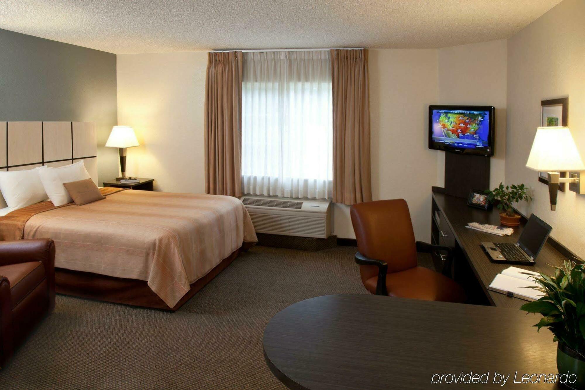 Sonesta Simply Suites Phoenix Glendale Номер фото